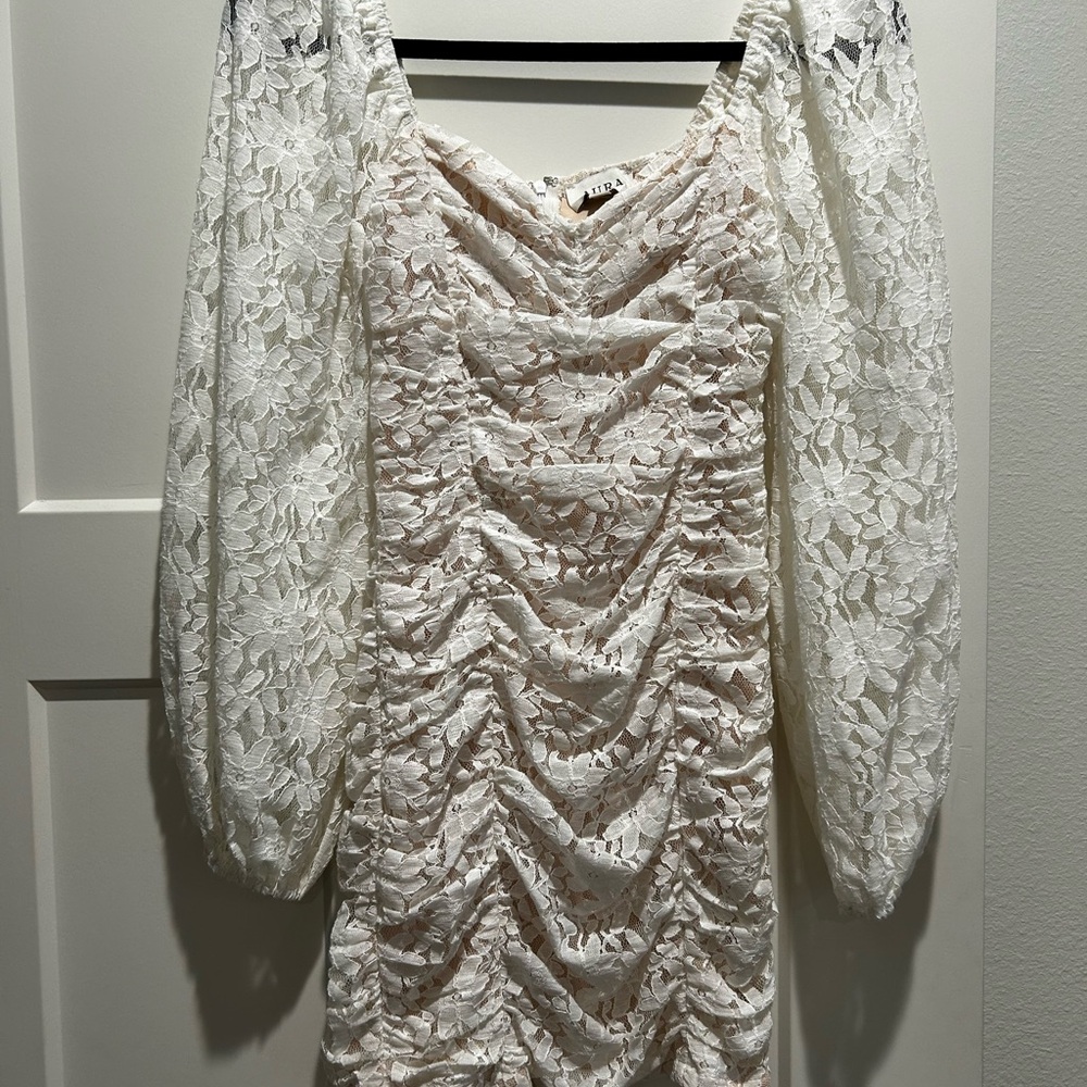 Aura White Lace Long Sleeve Dress